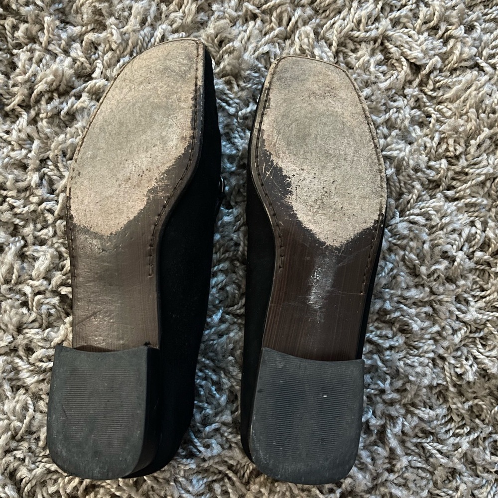 Stuart Weitzman - Picture 2 of 5